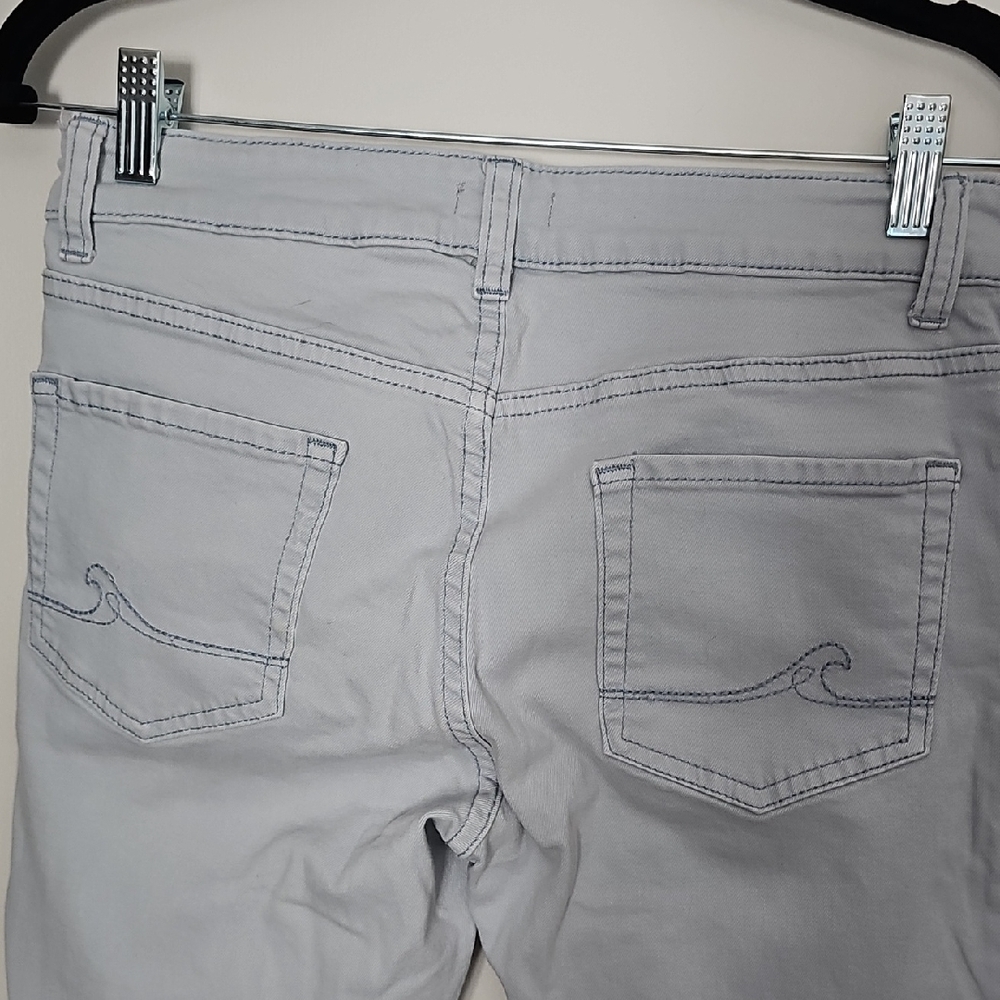 Roxy Light Blue/Gray Frost Raw Hem Ankle Jeans - Picture 6 of 7